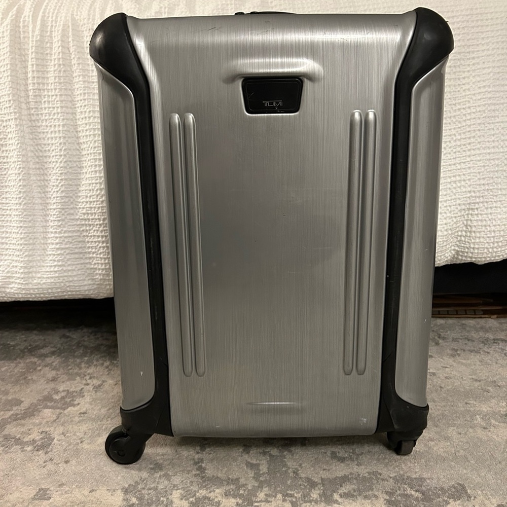 Tumi Vapor Hardshell Carry On - Metallic Silver Suitcase with Black Trim